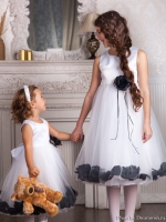 Детское платье с Черными Лепестками Роз KD-160